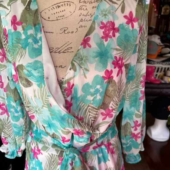 NWT Cato floral romper jumpsuit super cute 🥰 - Picture 5 of 15